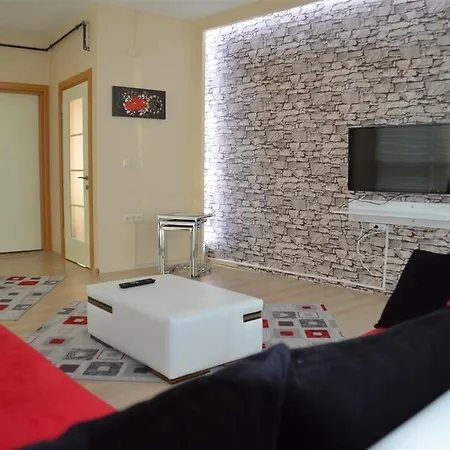 Hill Aparthotel
