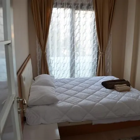 Hill Aparthotel